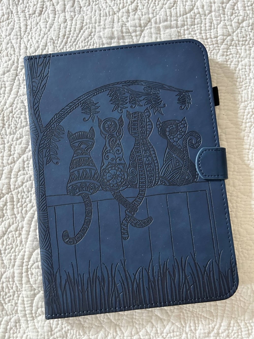 FREE with purchase. LOVE CATS?? iPad holder NEW